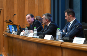 Ο καθ. Γιάννης Θεοτοκάς